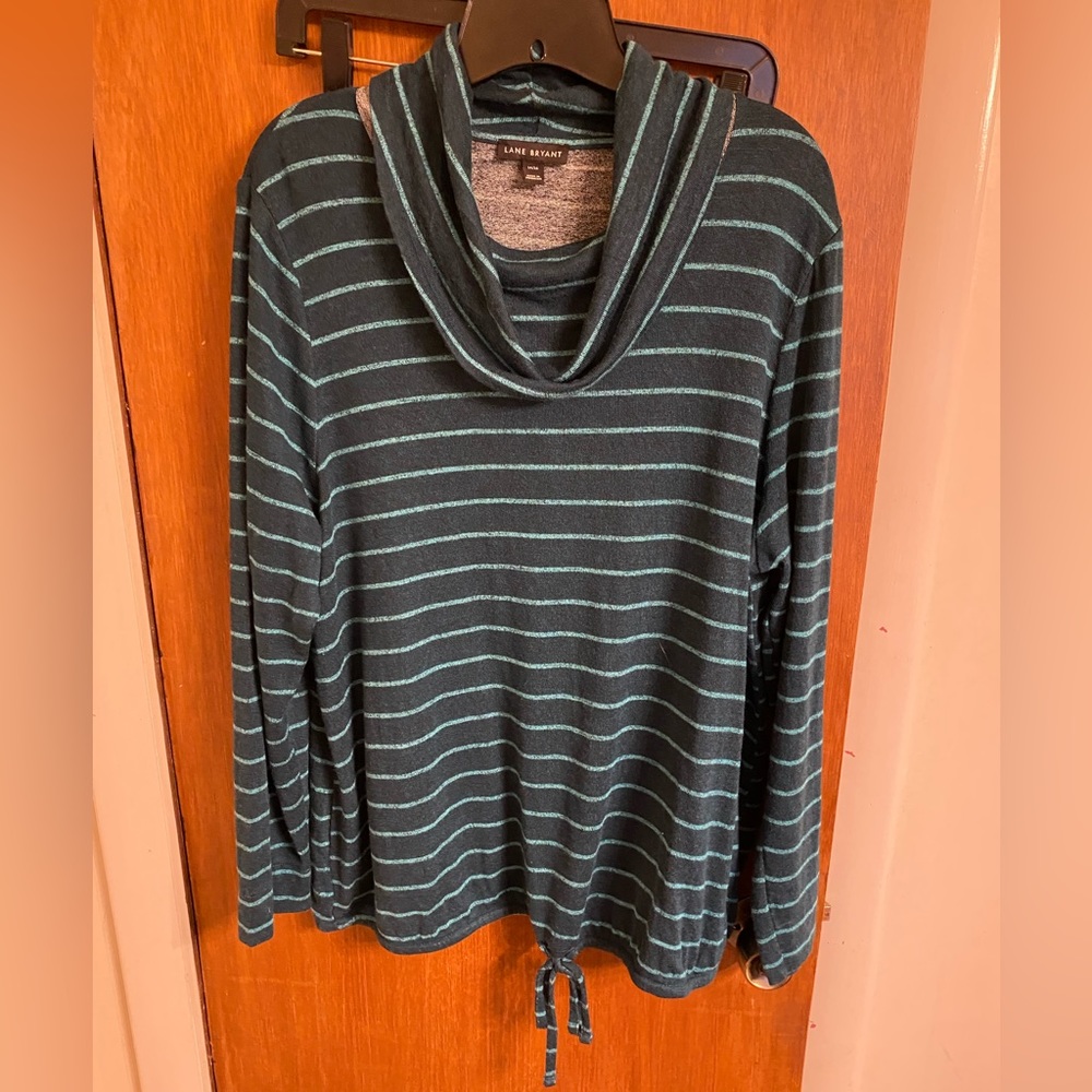 Lane Bryant ladies blue/green (teal) long sleeve cowl neck pullover